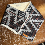 Wallis Western Wraps