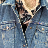 Wallis Western Wraps